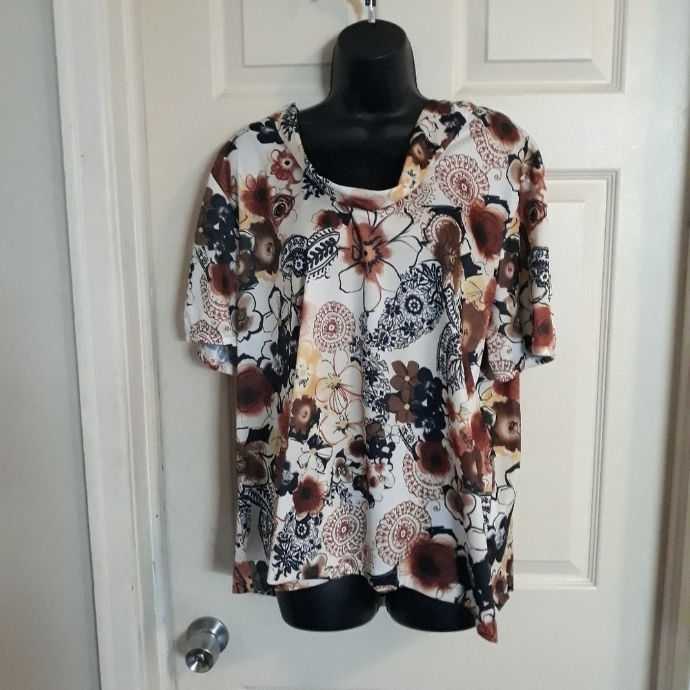 Blair floral blouse size 2 XL A-17